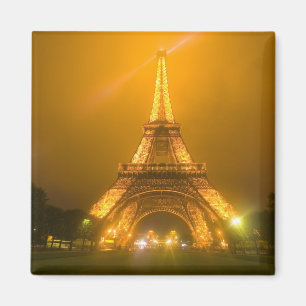 France, Paris. Eiffel Tower illuminated at 3 Magnet