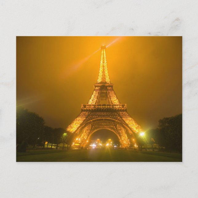 France, Paris. Eiffel Tower illuminated at 3 Postcard (Front)