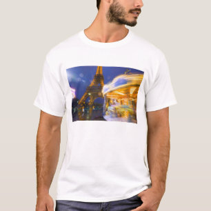 France, Paris. Eiffel Tower in twilight fog and T-Shirt