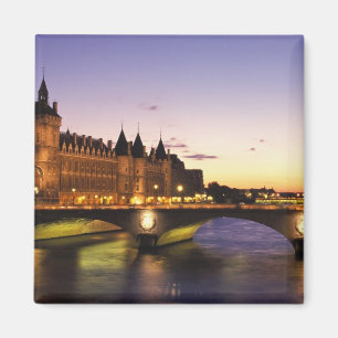 France, Paris, River Seine and Conciergerie at Magnet