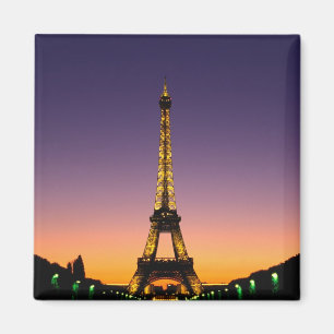 France, Paris, Tour Eiffel at sunset. Magnet