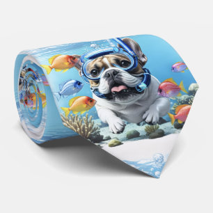 Französische Bulldogge beim Schnorcheln Tie