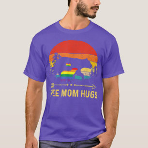 Free Mum Hugs LGBT Pride Mama Bear Retro T Gifts  T-Shirt