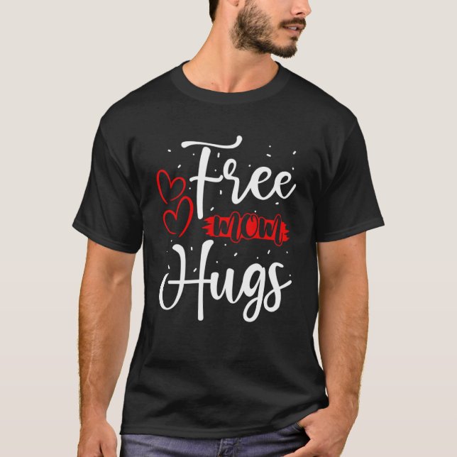 Free Mum Hugs LGBT Transgender Bisexual Pride Mont T-Shirt (Front)
