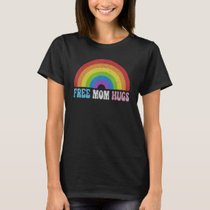 Free Mum Hugs With Rainbow And Transgender Flag He T-Shirt