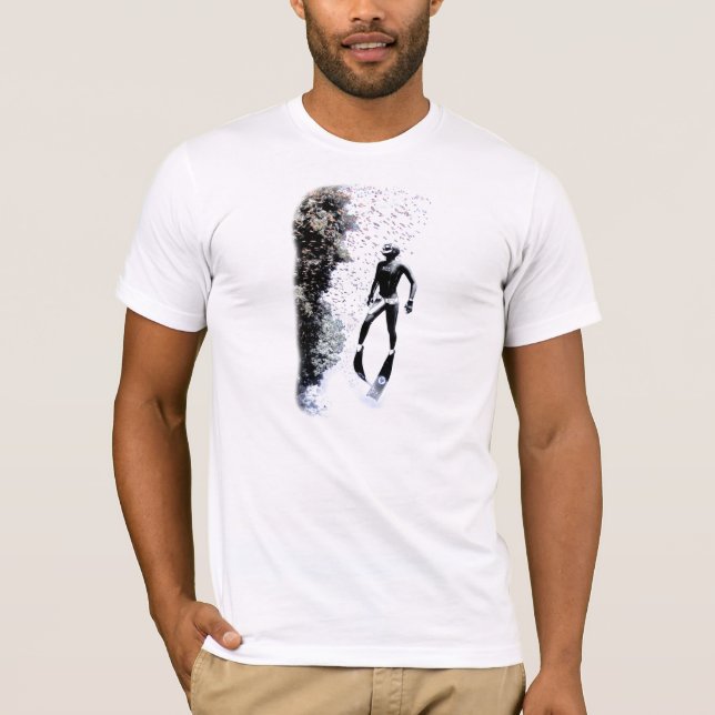 Freediver Reef - Fitted. Organic (mens) T-Shirt (Front)