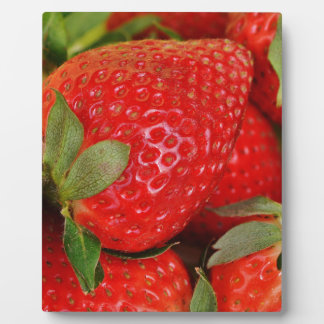 Fresh strawberries plaque