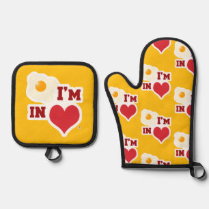 Fried Egg I Am In Love Cool Heart Logo Pattern Oven Mitt & Pot Holder Set