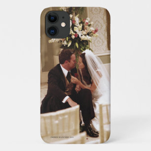 FRIENDS™   Chandler & Monica Married iPhone 11 Case
