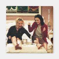FRIENDS™ | Phoebe & Monica Waxing Legs
