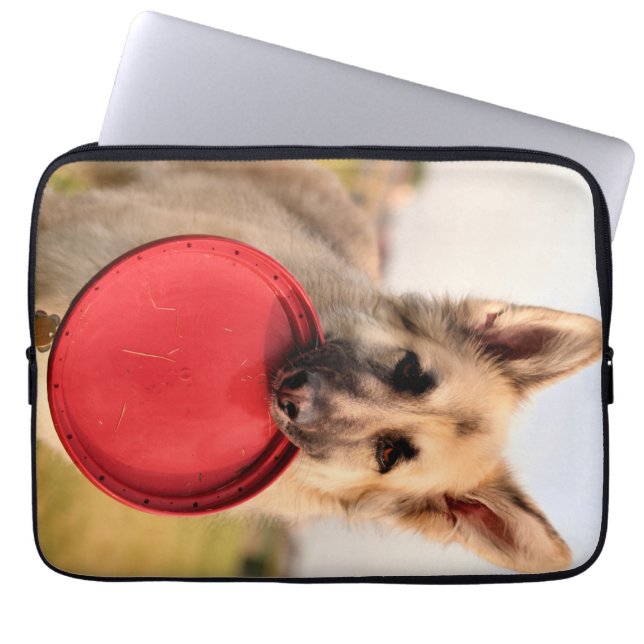 Frisbee   laptop sleeve (Front)