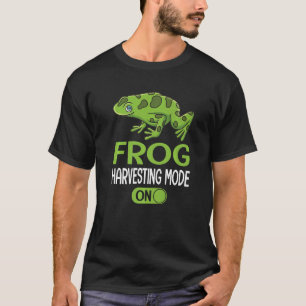 Frog Catching & Toad Hunting for a Bullfrog Hunter T-Shirt