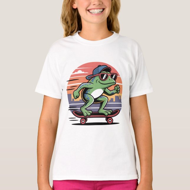 Frog on skateboard T-Shirt (Front)