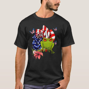 Frog Proud And Rose American Flag 4th Of July 1 T-Shirt