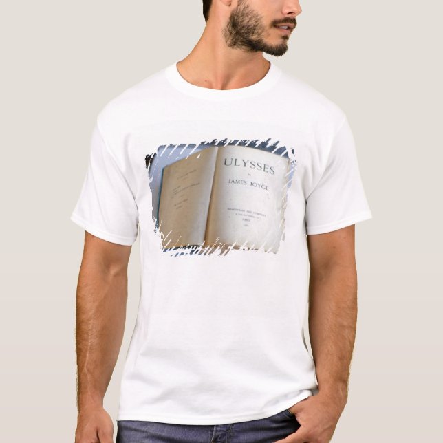Frontispiece of 'Ulysses' by James Joyce T-Shirt (Front)