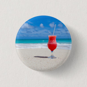 Frosty Strawberry Drink on the Beach 3 Cm Round Badge