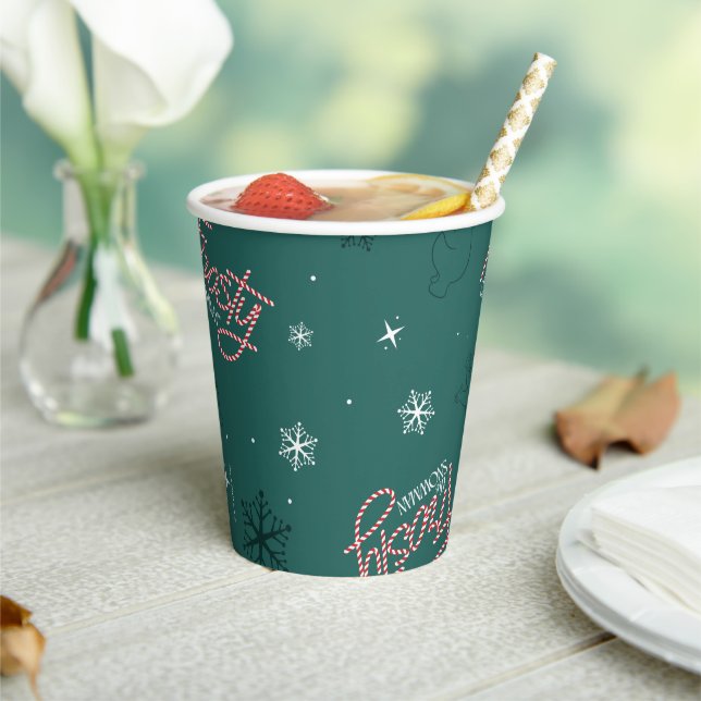 Frosty the Snowman Green Snowflake Pattern Paper Cups (Insitu)