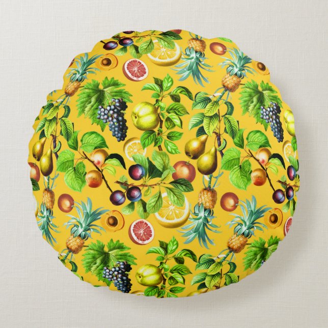 Fruits Pattern On Yellow Background Round Cushion (Front)