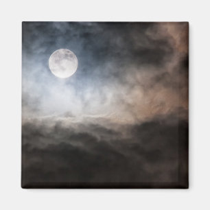Full moon magnet