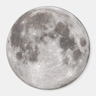 Full Moon on black sky Magnet