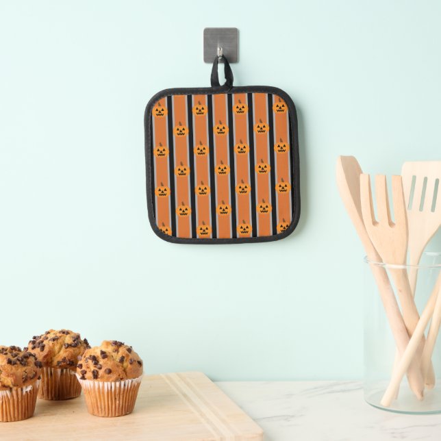 Fun and Fancy Halloween Pumpkins Pot Holder (Insitu(Hanging))