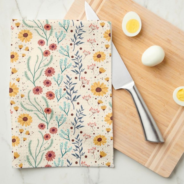 Fun Chic Modern Daisy Floral Pattern Tea Towel (Creator Uploaded)