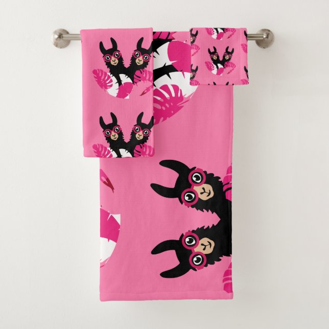 Fun Llama Alpaca Accessories Bath Towel Set (Insitu)