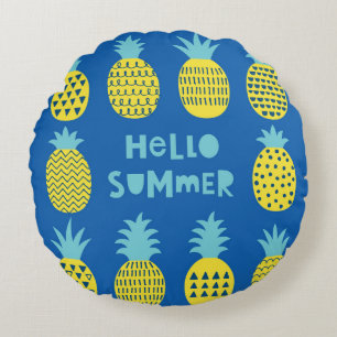 Fun Pineapple Vintage Card Design Round Cushion