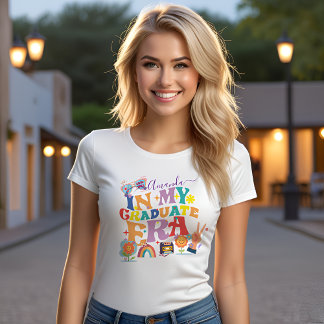 Fun Retro Groovy Graduation Era Class 2025 T-Shirt