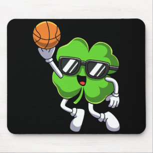 Fun St Patricks Day Shamrock Playing Bysketbyll Bo Mouse Pad