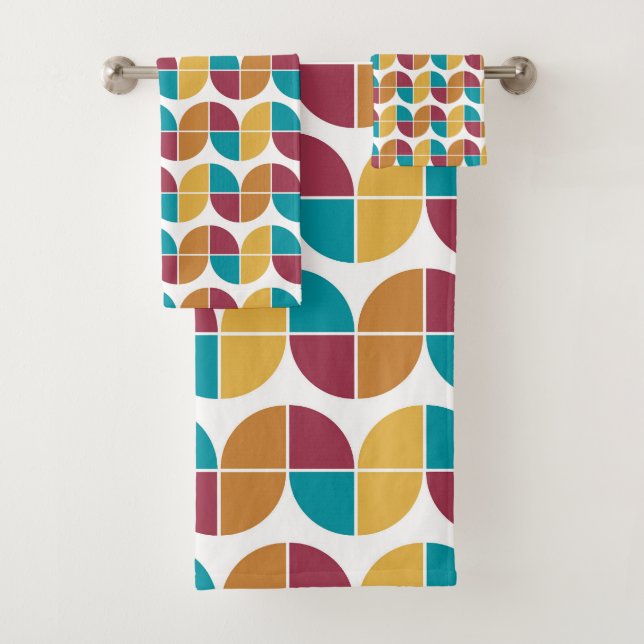 Funky Colourful Retro 70s Vintage Geometric Patter Bath Towel Set (Insitu)