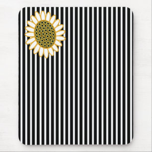 Funky Little Daisy Mouse Pad