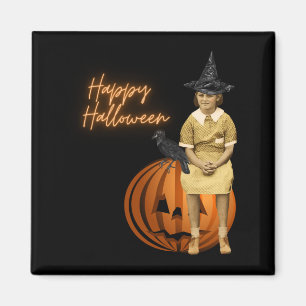 Funky Vintage Girl Witch Halloween  Magnet