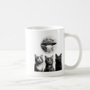 Funny 3 Scared Cats Moon Ufo Alien Earth Invasion Coffee Mug