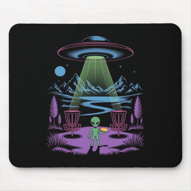 Funny Alien Playing Frisbee Cool Ufo Disc Golf  Mouse Pad (Front)