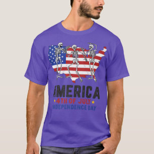 Funny America Dancing Skeletons & USA Flag Indepen T-Shirt
