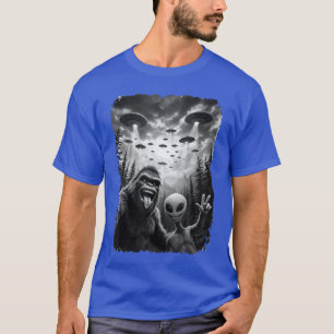 Funny and Alien Sasquatch Bruh Sie funny T-Shirt