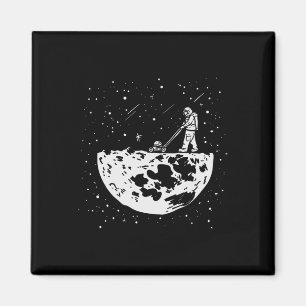 Funny Astronaut Tee Moon Mowing Gardening Spaceman Magnet