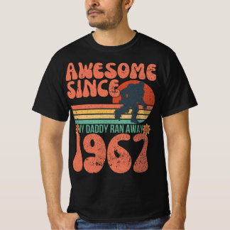 Funny Awesome Sasquatch Retro Sunset Birthday 1967 T-Shirt