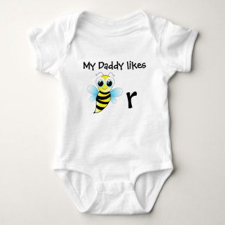 Funny baby bee bodysuit. My daddy likes beer. Baby Bodysuit