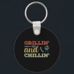 Funny Bbq Shirt For Men Vintage Grillin And Chilli Key Ring<br><div class="desc">Funny Bbq Shirt For Men Vintage Grillin And Chillin Rbecue</div>