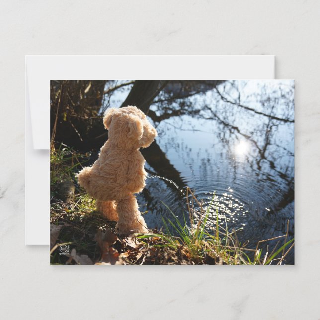 Funny bear who mischievously pees magnetically magnetic invitation (Front)