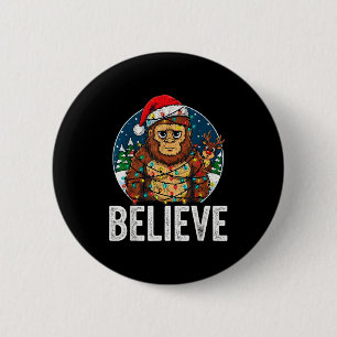 Funny Bigfoot Believe Christmas Sasquatch Santa Fo 6 Cm Round Badge