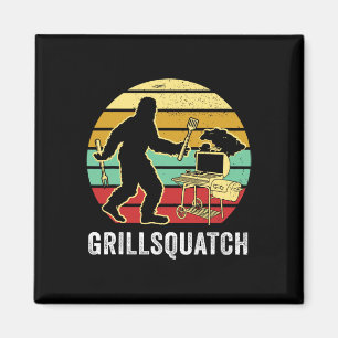 Funny Bigfoot Grilling Sasquatch Pitmaster Grill L Magnet