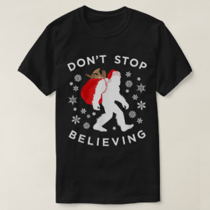 Funny Bigfoot Santa Christmas Design T-Shirt
