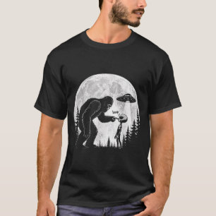 Funny Bigfoot Sasquatch Boop Nose Alien Ufo Humour T-Shirt
