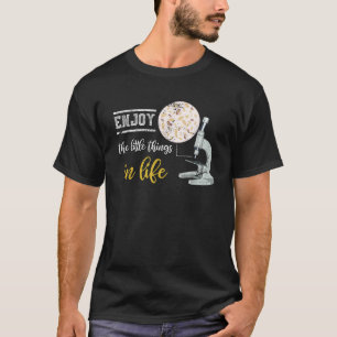 Funny Biology Teacher Scientist Gift Microscope Bi T-Shirt
