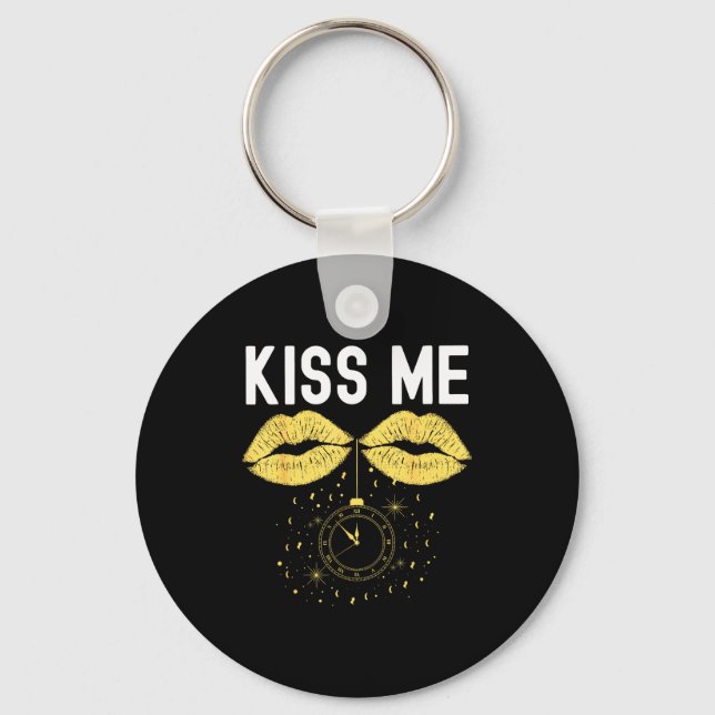 Funny Blow Me Kiss Me Happy New Year Couple Matchi Key Ring (Front)