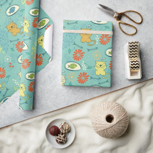 Funny Cat and Fish Wrapping Paper (Crafts)