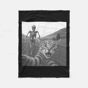 Funny Cat Men Women Cat Selfie With Skeleton Fleece Blanket